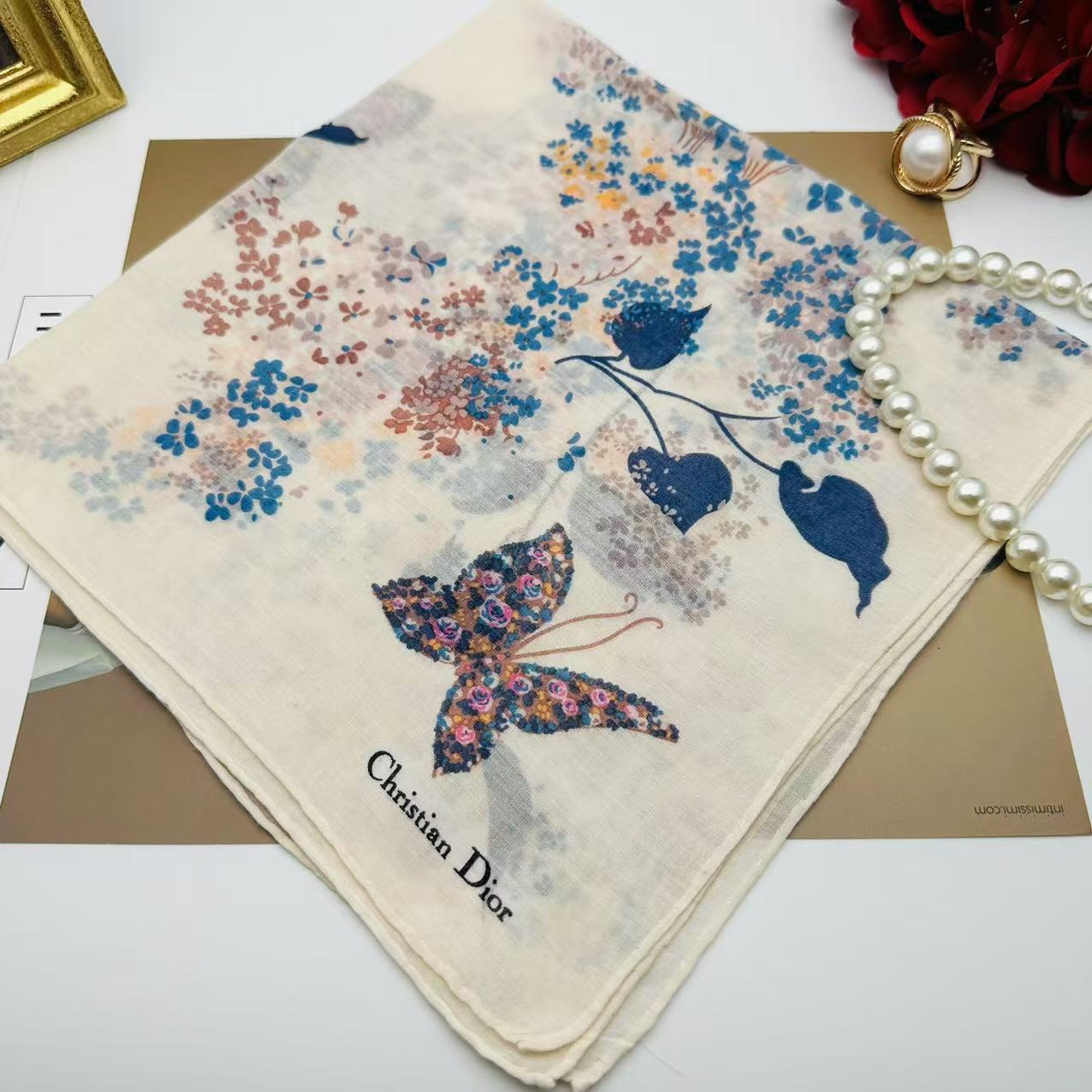 99新 DIOR/迪奥 海囤 迪奥 丝巾/yy03701