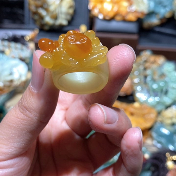 岫玉毛衣链未镶嵌