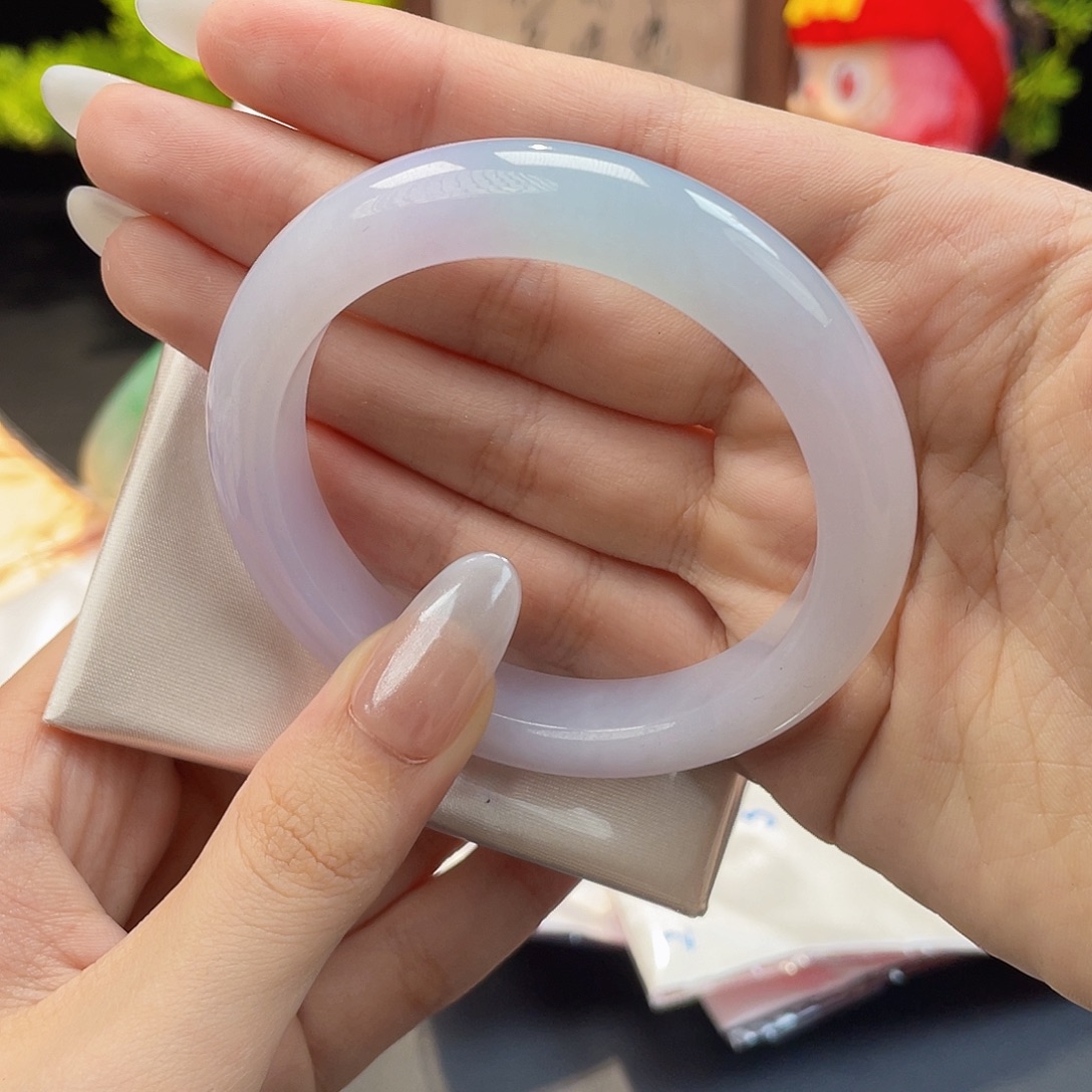 翡翠手镯未镶嵌正圈12