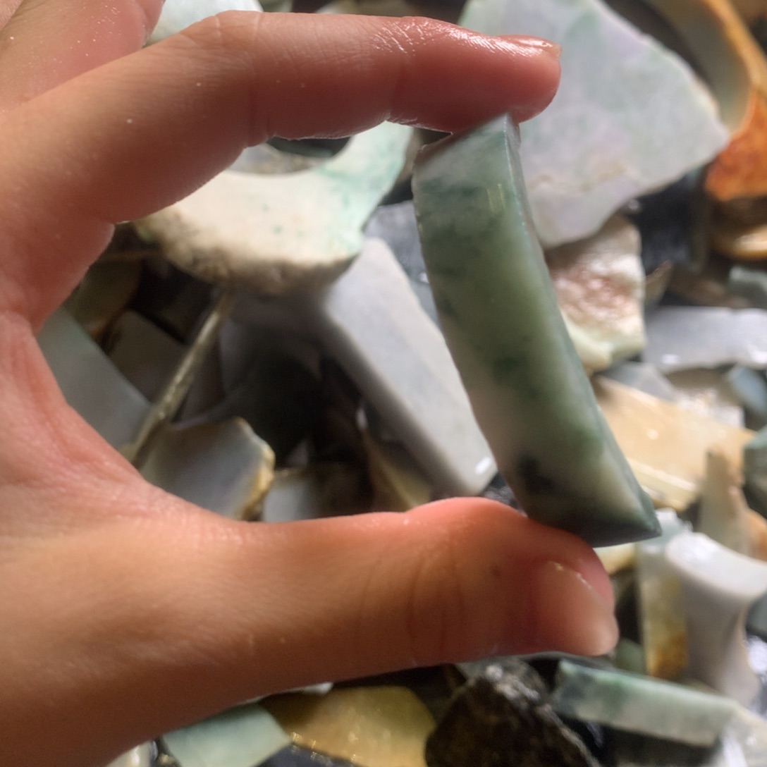 翡翠颈饰未镶嵌缅甸翡翠