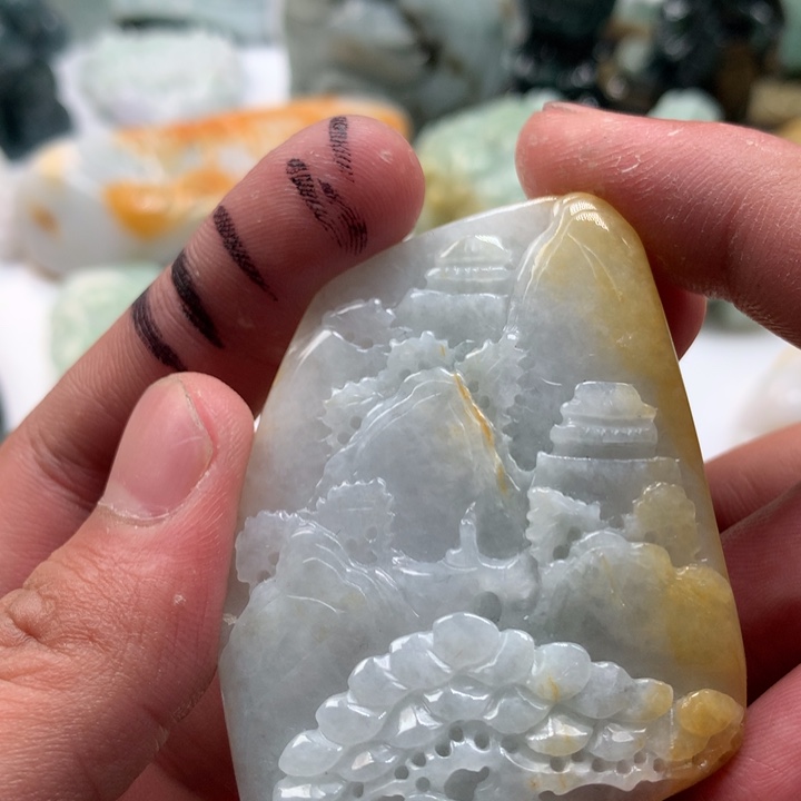 翡翠未镶嵌颈饰保真天然a货翡翠