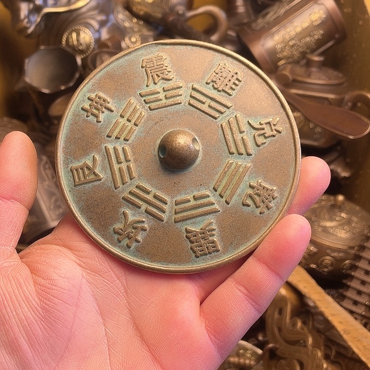 诚信经营铜器摆件