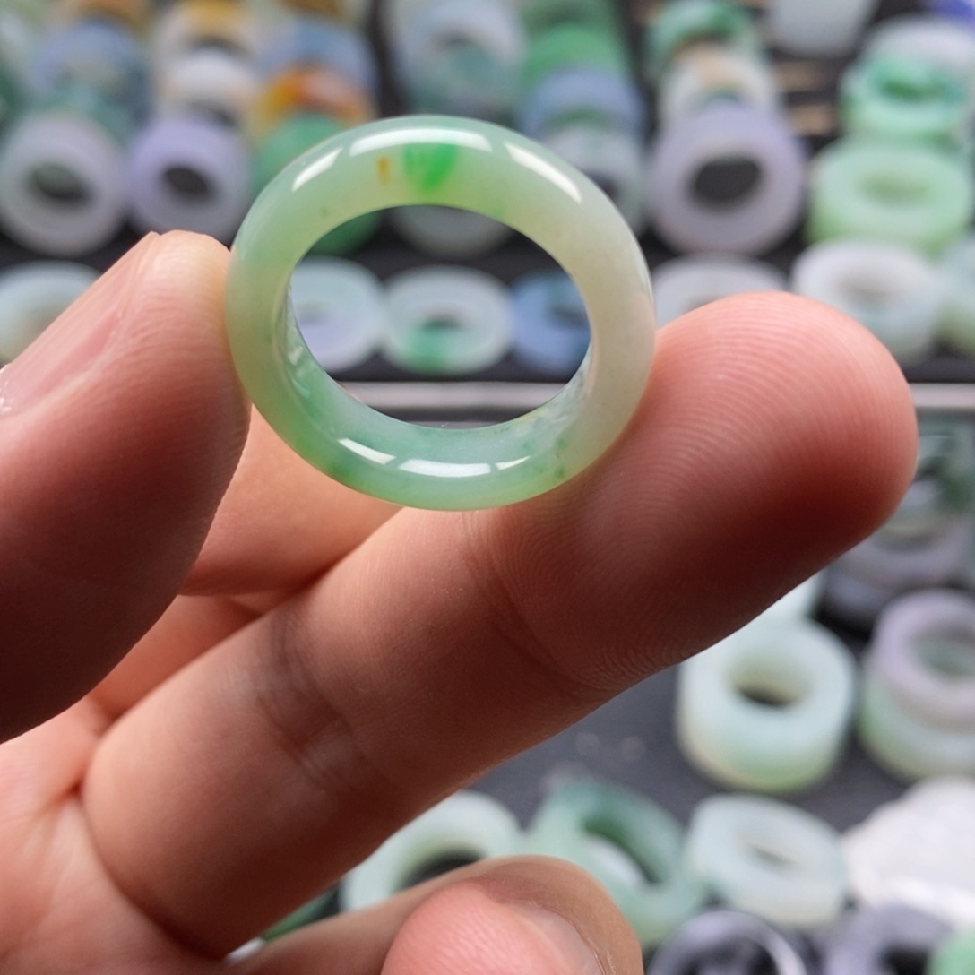 翡翠戒指未镶嵌天然翡翠13圈