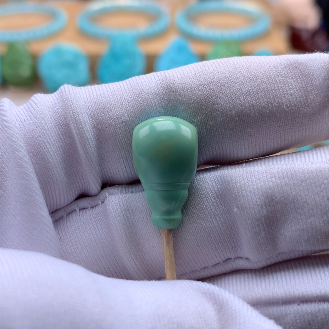 未镶嵌绿松石珠宝奇石