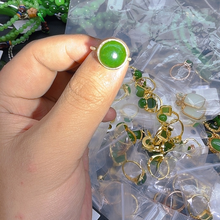 和田玉（碧玉）戒指银S925镀金镶嵌