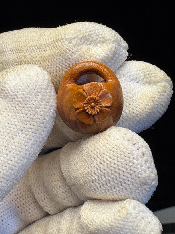 纯手工雕刻桃篮梅花