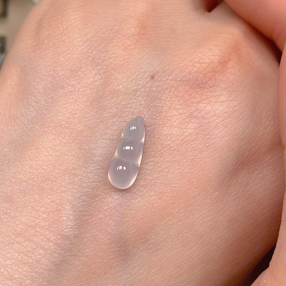 翡翠耳饰未镶嵌翡翠蛋面