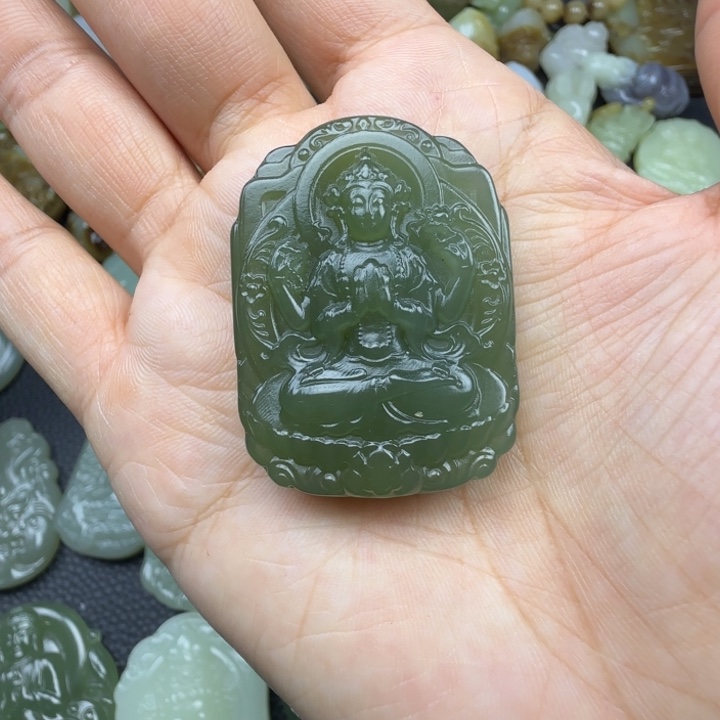 和田玉未镶嵌珠宝奇石