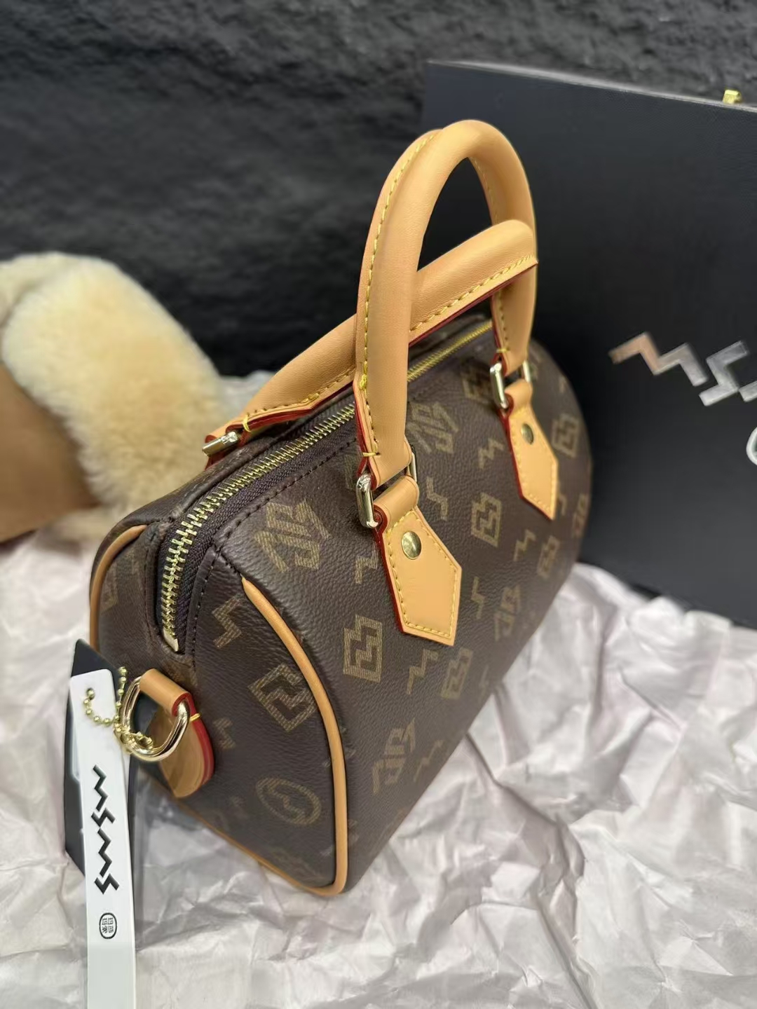 玛莎玛索春季新款黄皮包