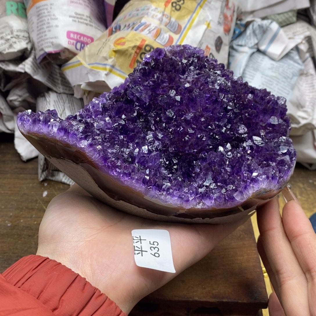 紫晶乌拉圭未镶嵌