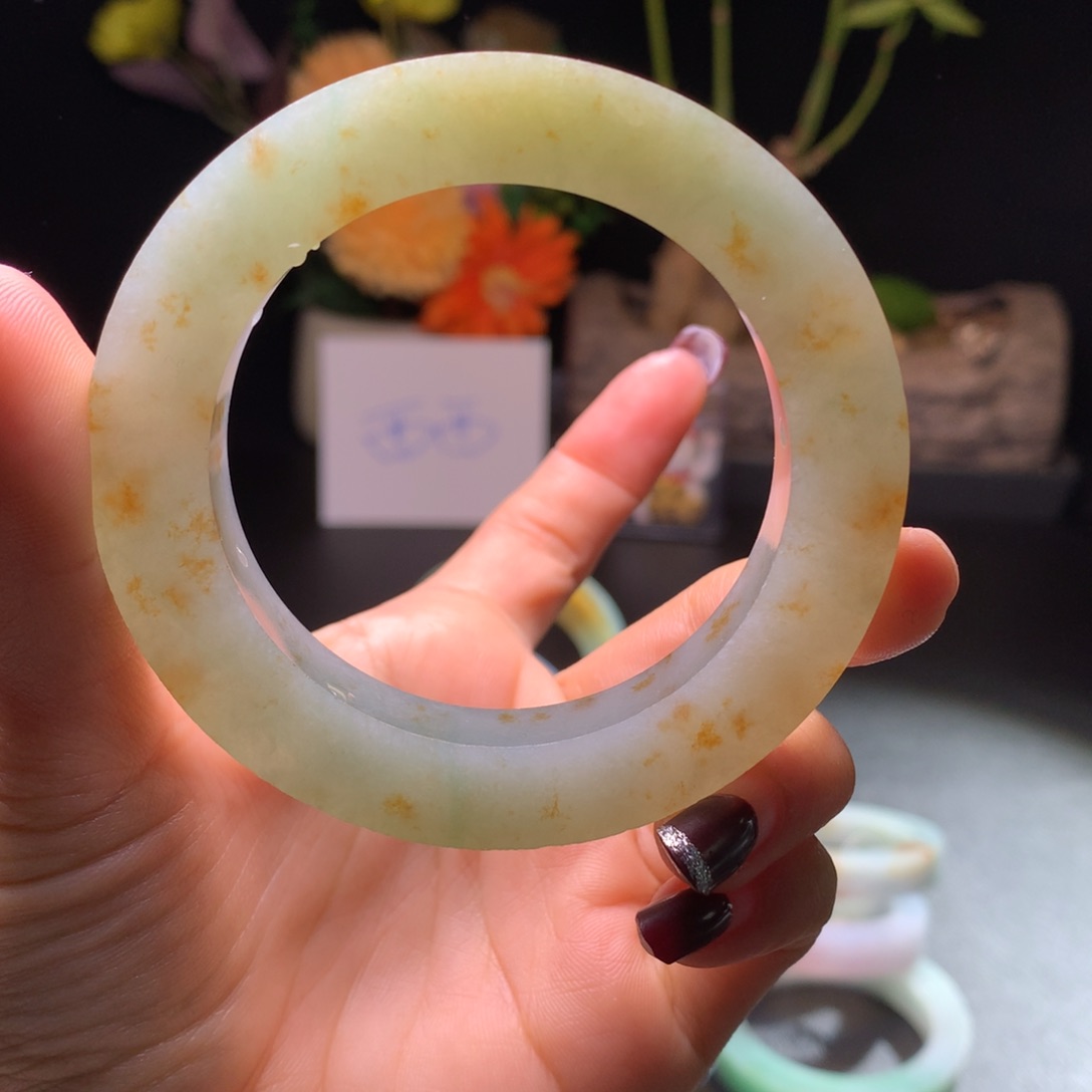 定制翡翠手镯未镶嵌手镯