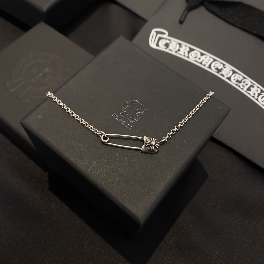 高端私人定制回形针50cm丝巾