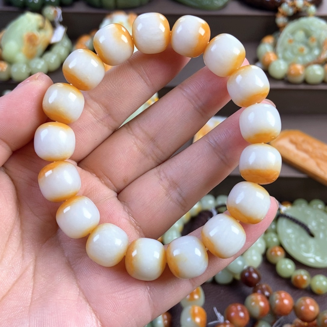 爱***我透闪石质玉未镶嵌手串