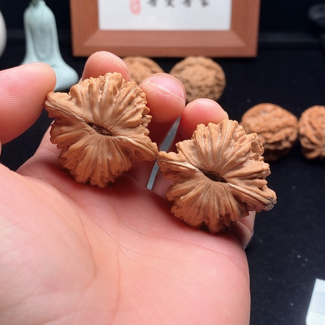 文玩核桃吊坠强*…山地楼42