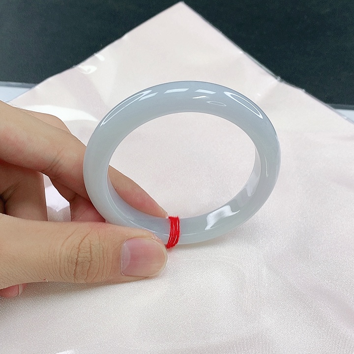 翡翠未镶嵌手镯圈53.6。79106