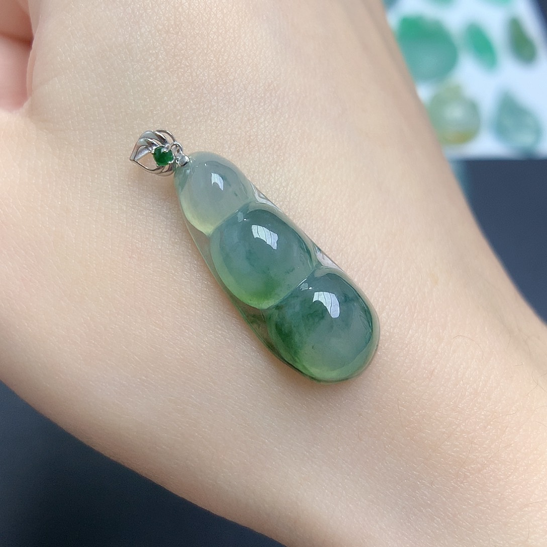 翡翠颈饰18K金镶嵌8888888888888888