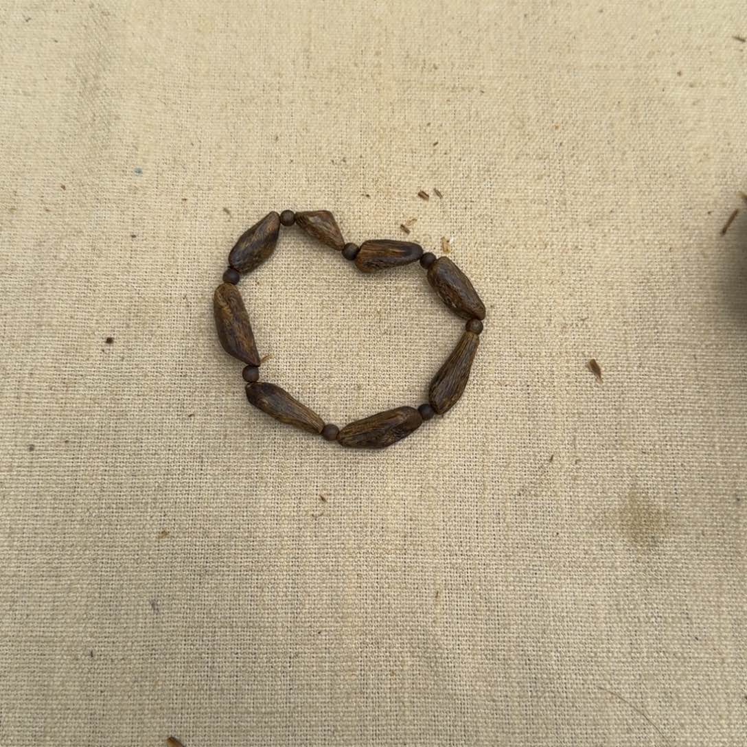 沉香手串绿楠沉水留疤单圈约0.9多样性发一条