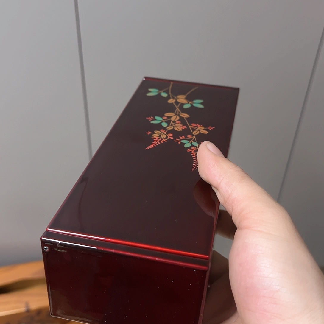 盖碗在一起就是要开心的一