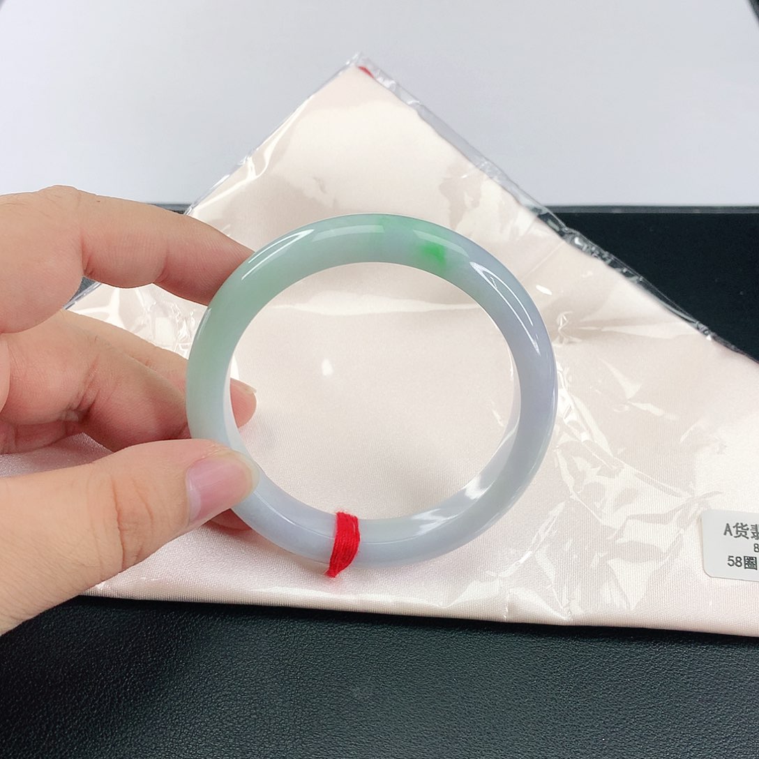 翡翠手镯未镶嵌翡翠751