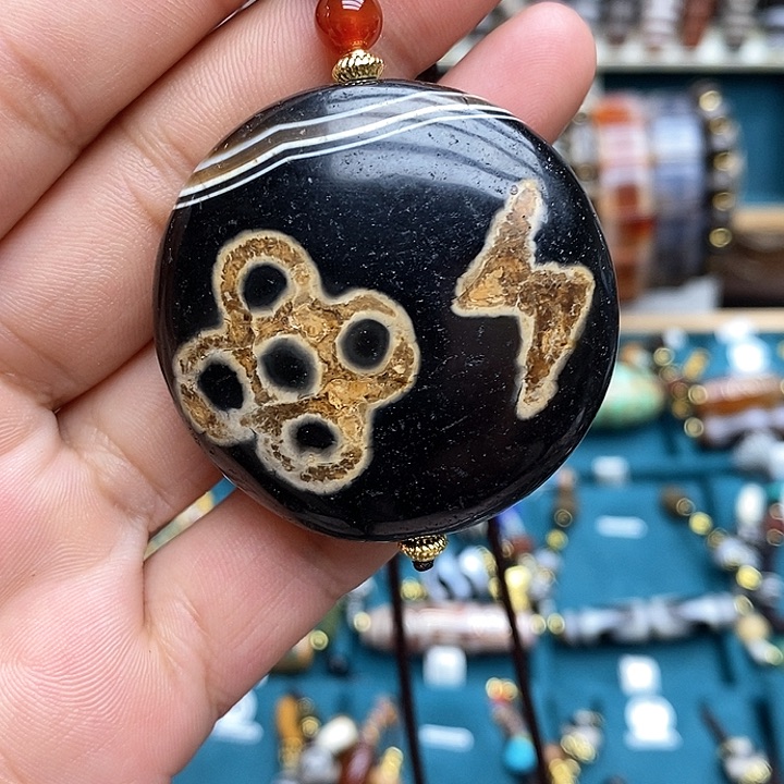 玛瑙/玉髓颈饰合金