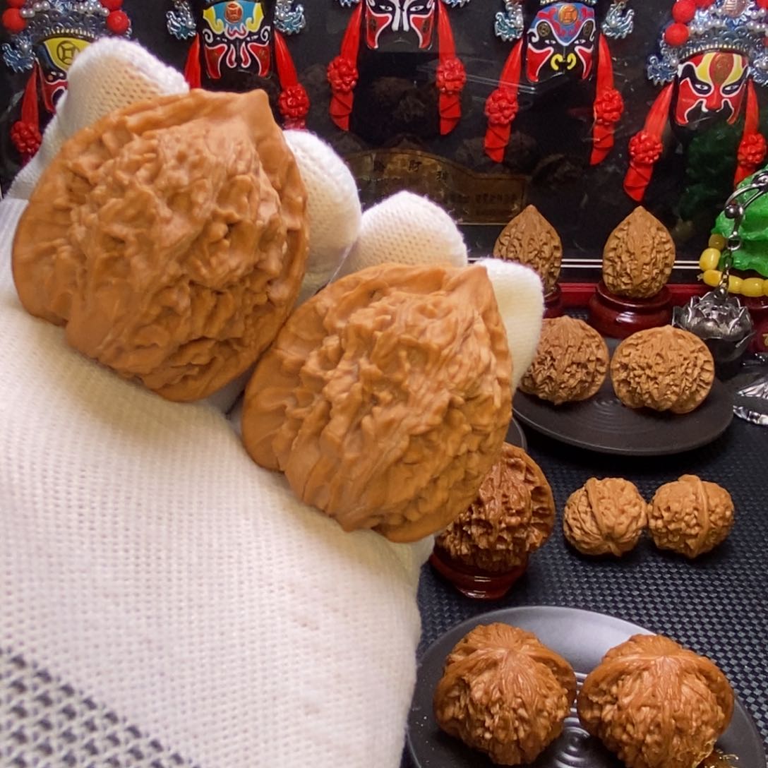 文玩核桃吊坠不***⁰十字筋 鸡心 野生