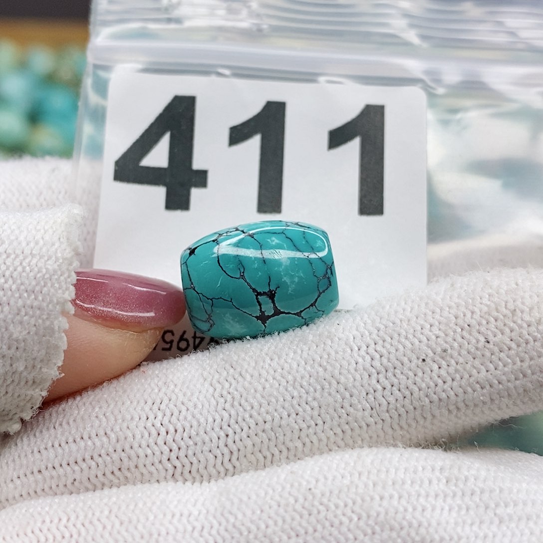 绿松石颈饰未镶嵌