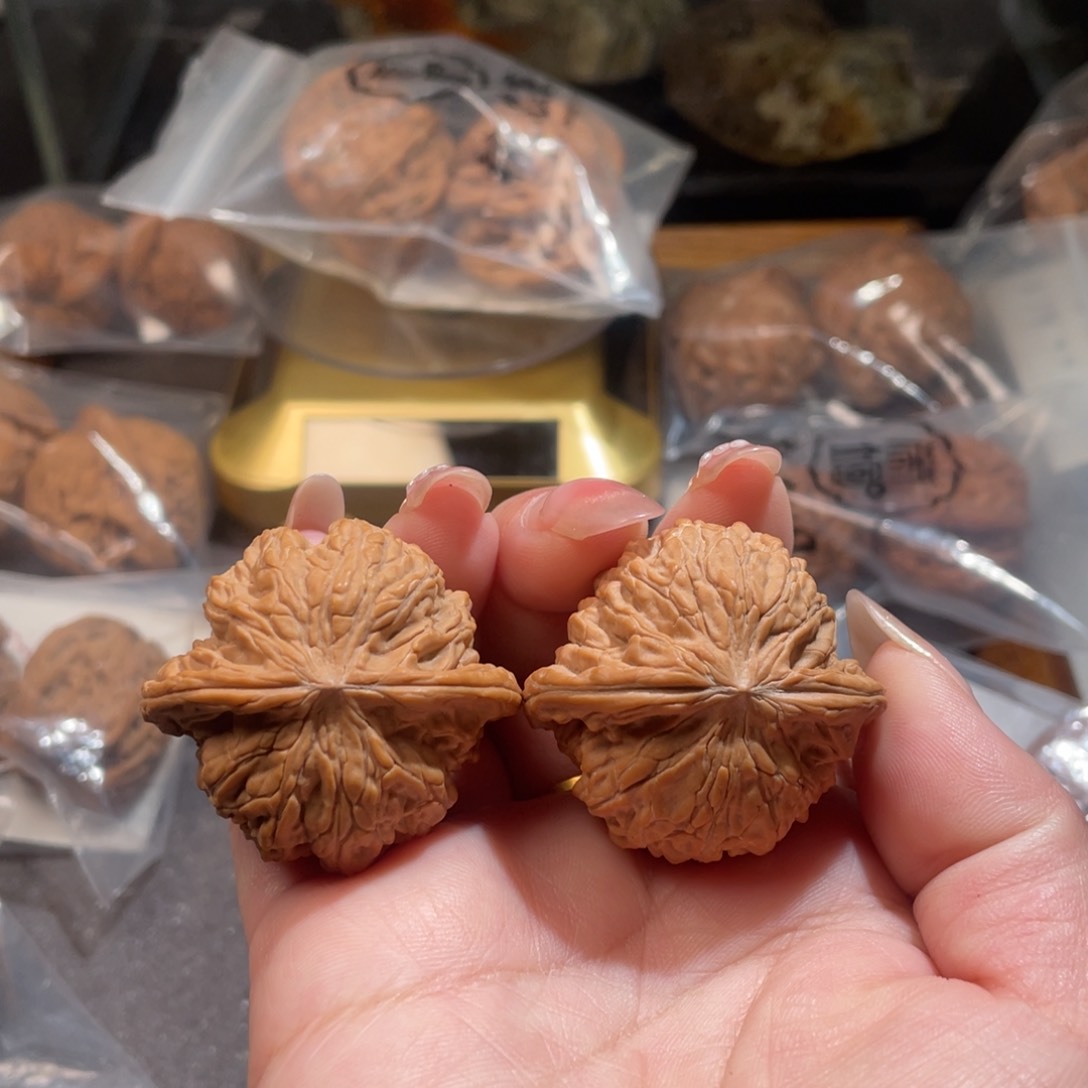 文玩核桃吊坠39磨盘