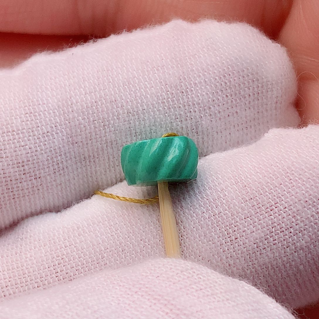 绿松石颈饰未镶嵌