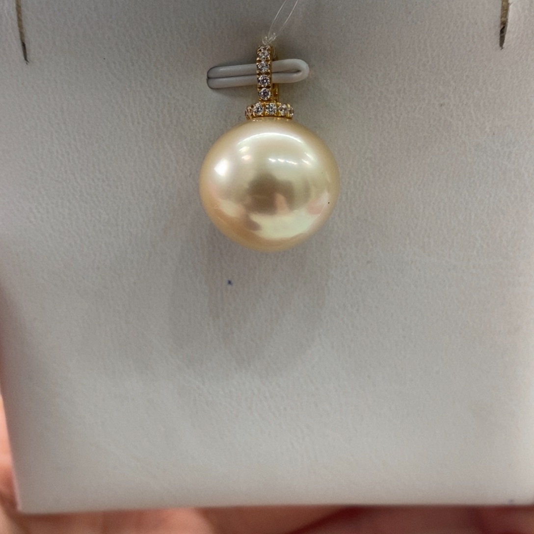 海水珍珠颈饰18K金镶嵌16-17m m