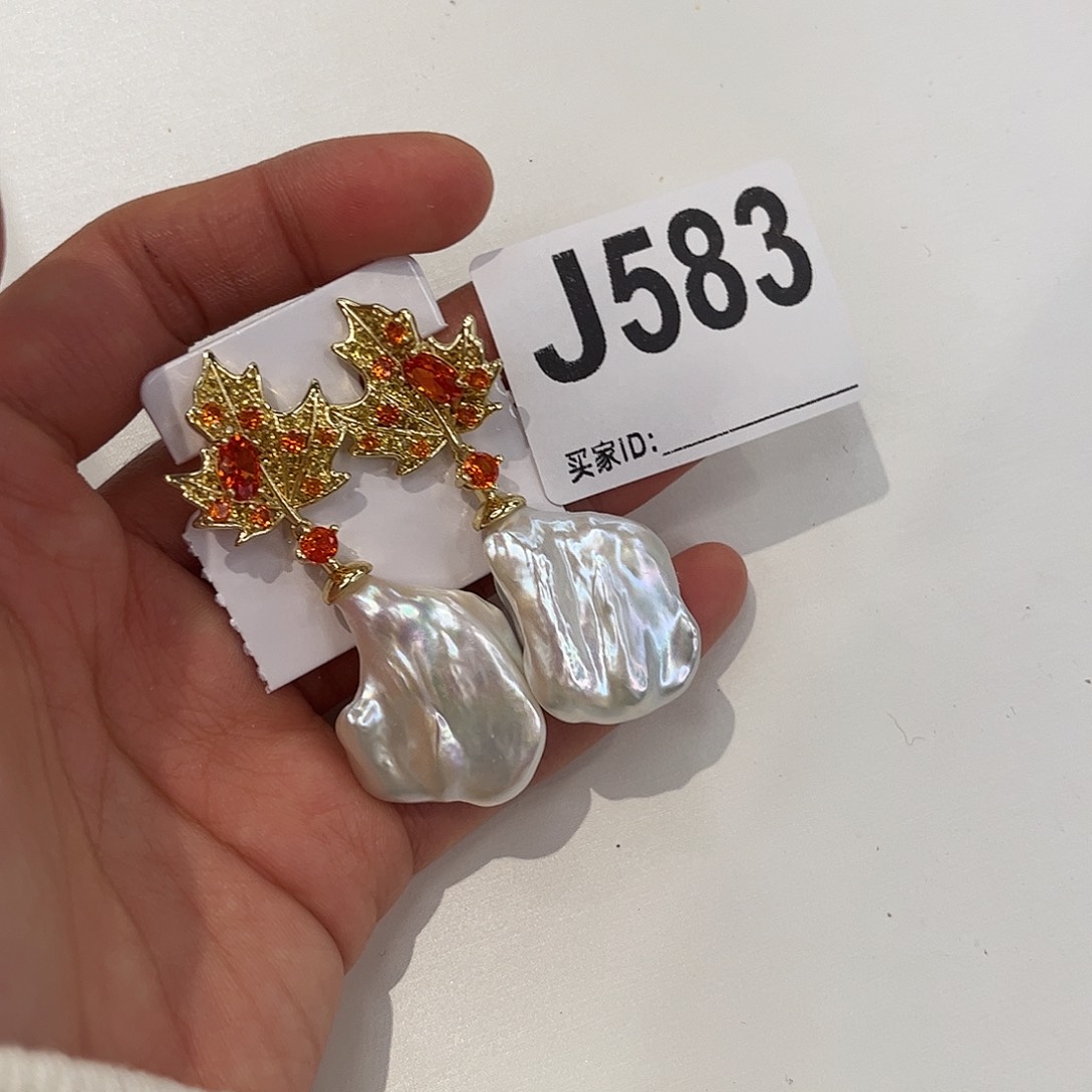 淡水珍珠耳饰合金