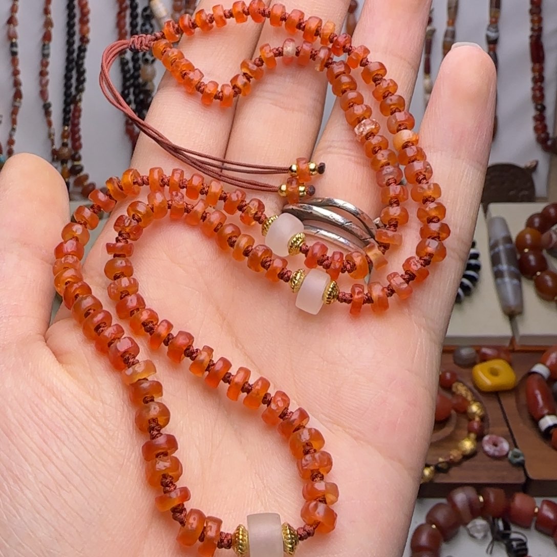 玛瑙/玉髓颈饰未镶嵌gfggghghgh