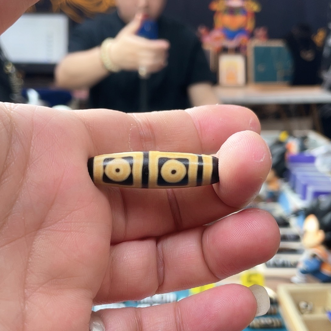 玛瑙/玉髓未镶嵌颈饰猫**?