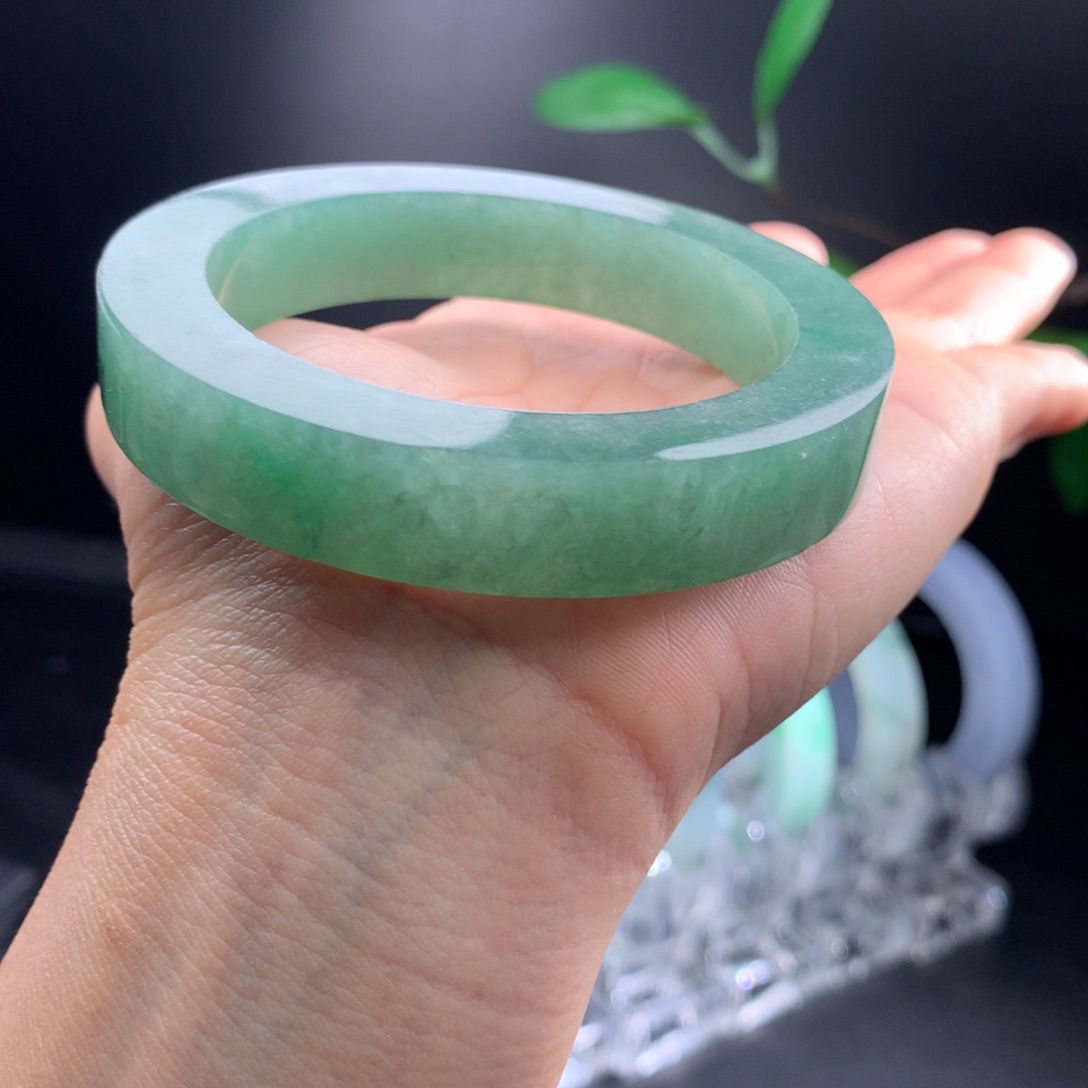 定制翡翠手镯未镶嵌