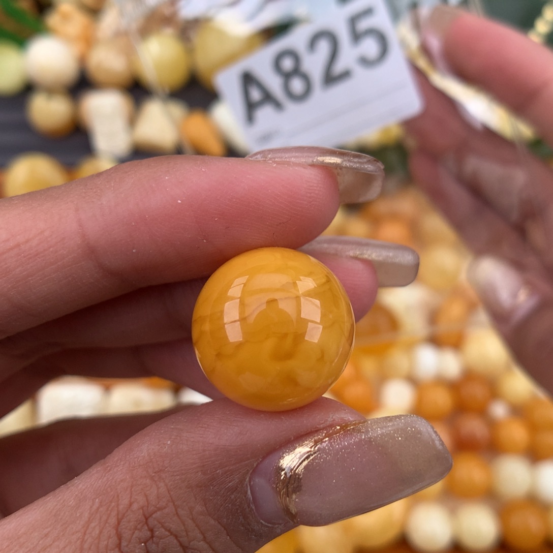 琥珀珠宝奇石未镶嵌16.7