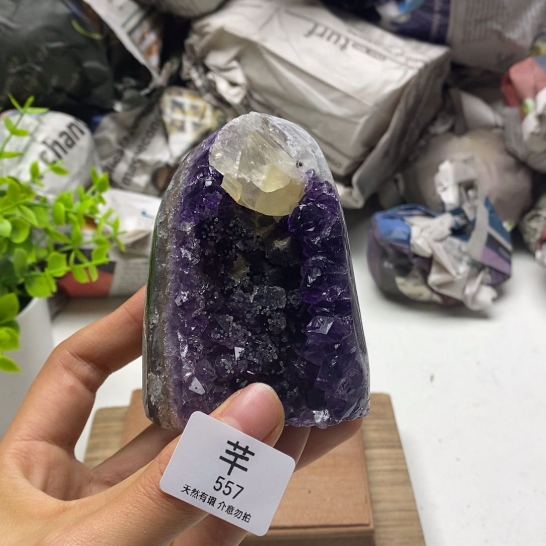 未镶嵌珠宝半成品水晶