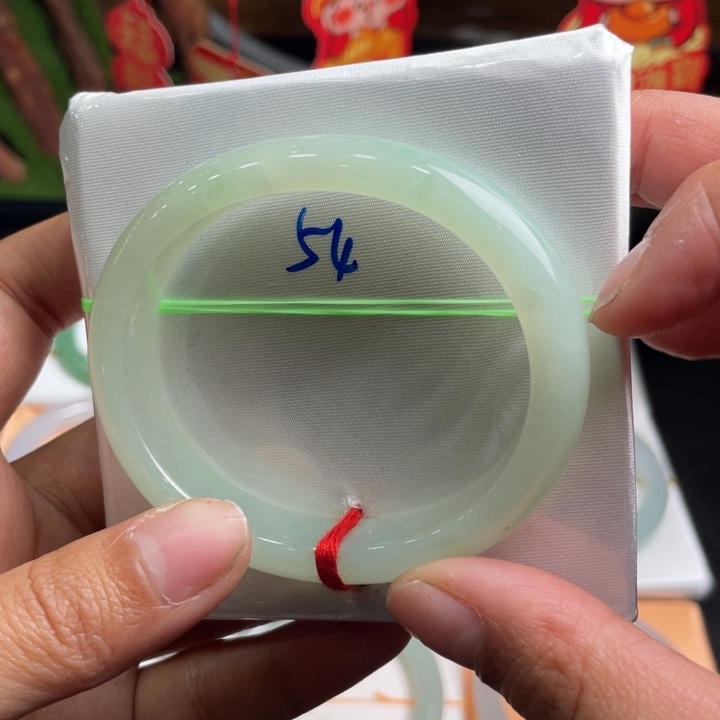 翡翠手镯未镶嵌缅甸翡翠手镯7