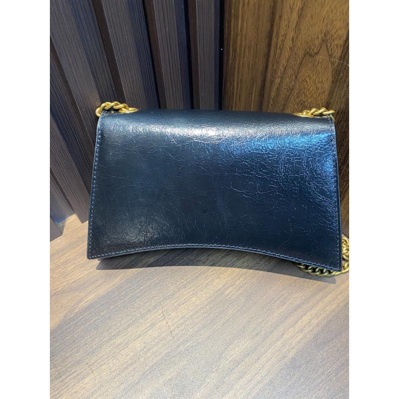 时尚潮流真皮新款女包中号手提包包斜挎包黑扣小号 10590-1 黑色