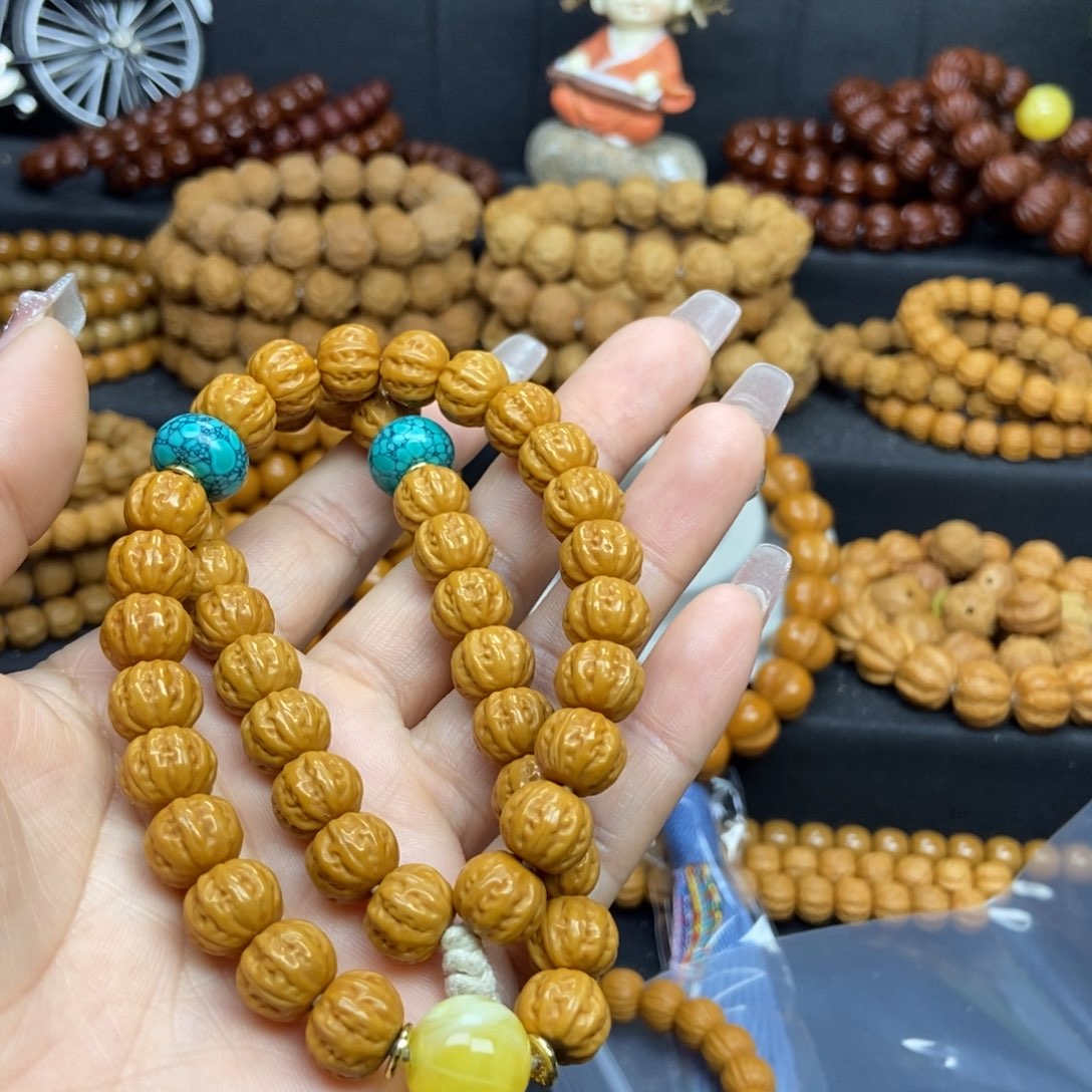 猴头核桃吊坠巴*鲁小肉筋八棱手持