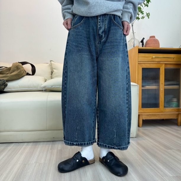 春秋款百搭显瘦宽松复古牛仔裤