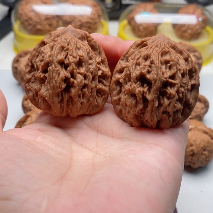 文玩核桃吊坠42麦虎