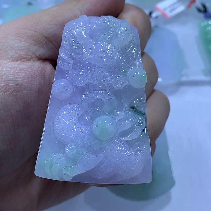 翡翠未镶嵌颈饰天然翡翠A货吊坠