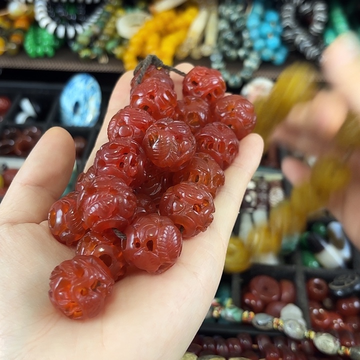 ****爱玛瑙/玉髓颈饰未镶嵌