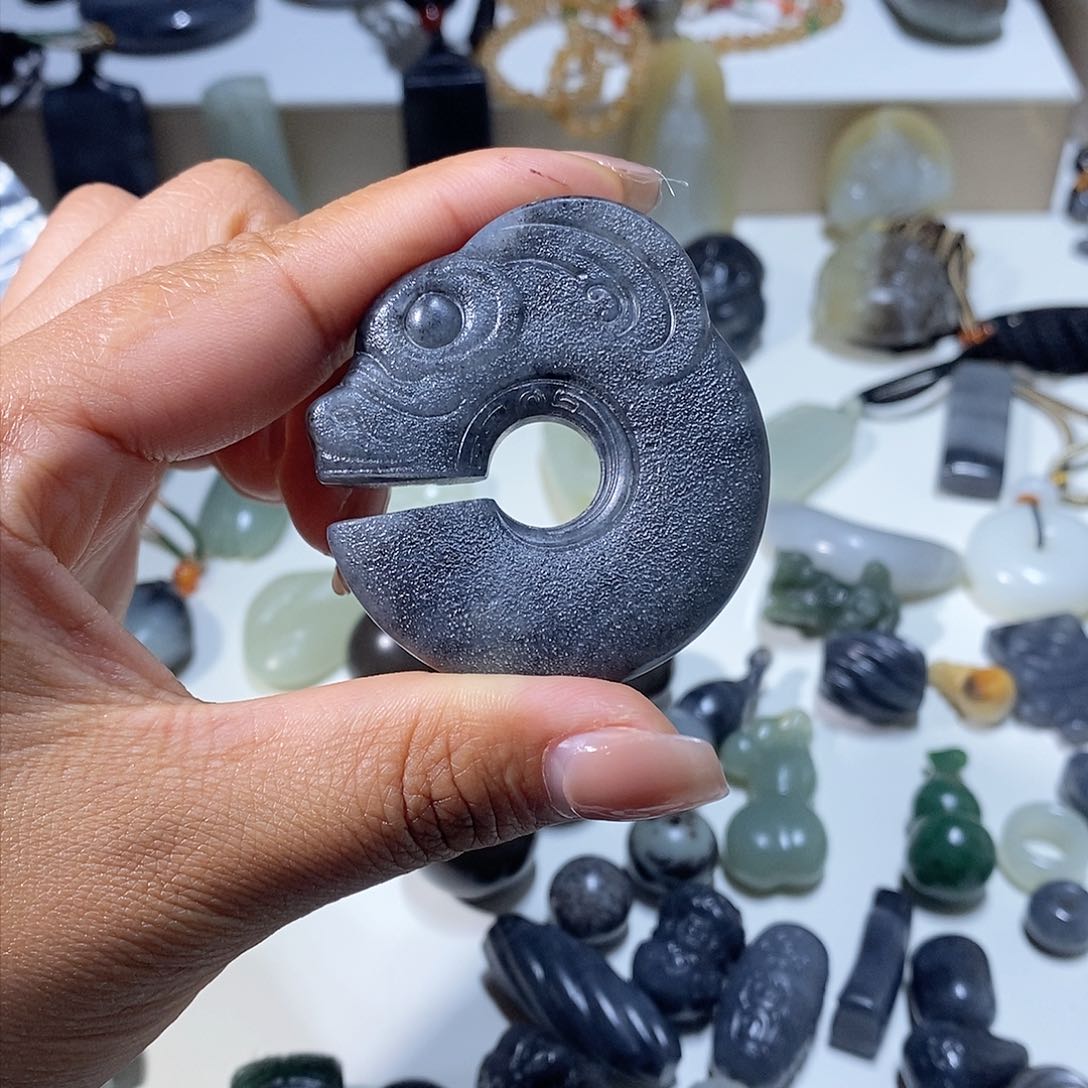 和田玉挂件未镶嵌