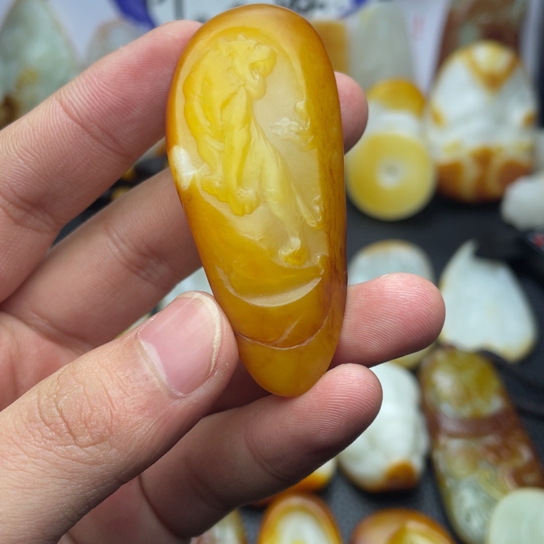 和田玉颈饰未镶嵌诸****5