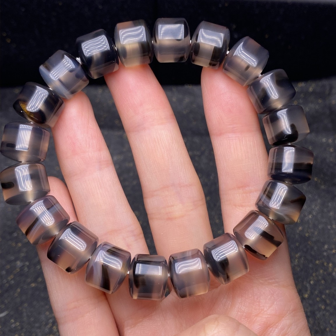 天然玛瑙玉髓灰黑色飘花冰种底直切手串男女款饰品生日礼物尺寸12