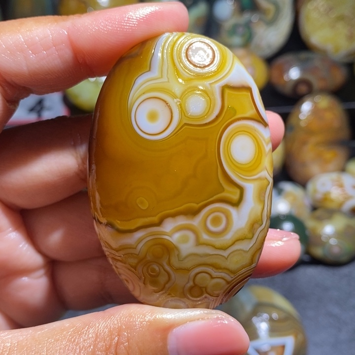 未镶嵌玛瑙/玉髓珠宝奇石