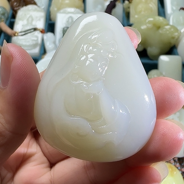颈饰未镶嵌和田玉
