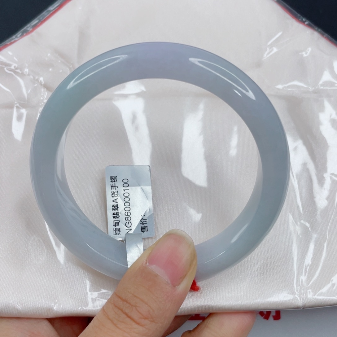 翡翠未镶嵌手镯A货冰春彩