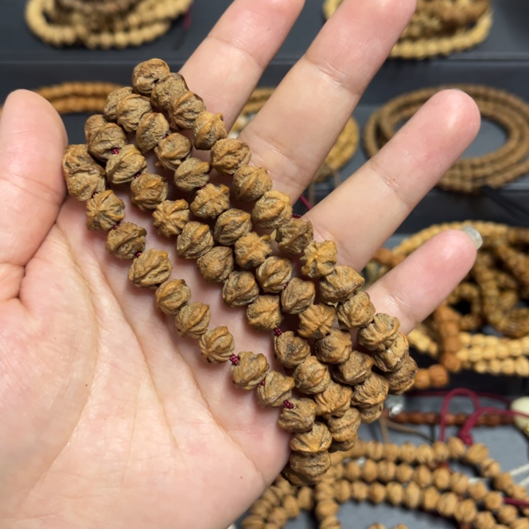 柏香籽/百香籽手串洛*