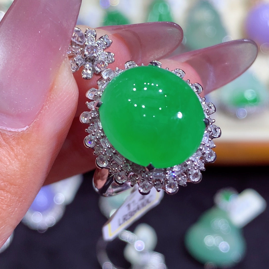 翡翠18K金镶嵌吊坠(不含链)